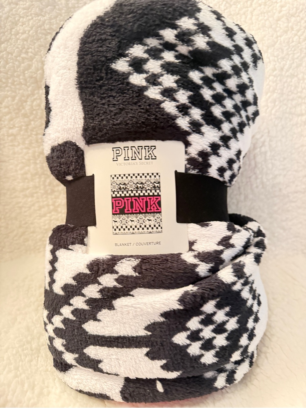 PINK Victoria's Secret Black & White Geometric holiday theme Plush Blanket